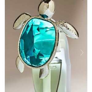 Bath & Body Works Silver and Blue Decorative Accents